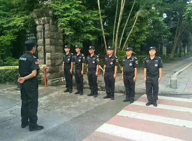 人力护卫服务